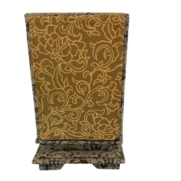 Vintage Chinese Hand Painted Egg In Glass Display Case - Picture 4 of 9